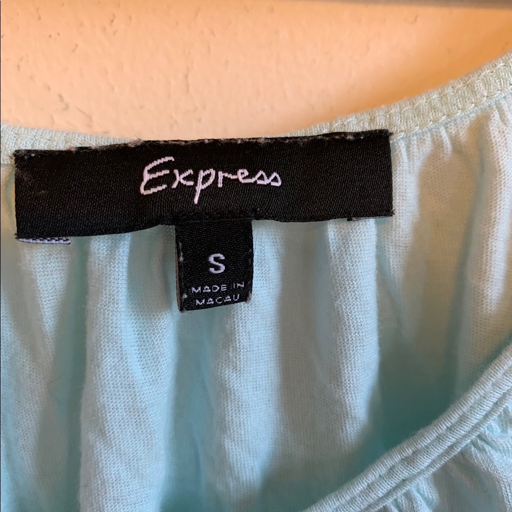 Express Super Soft Tee - Picture 3 of 3